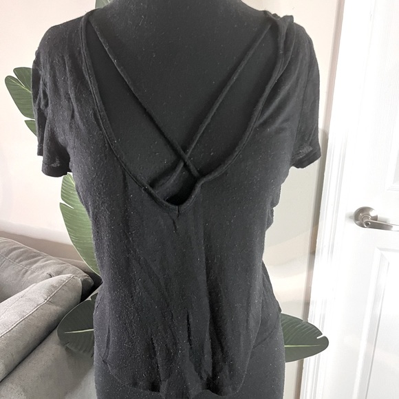 Black Top - Picture 1 of 2